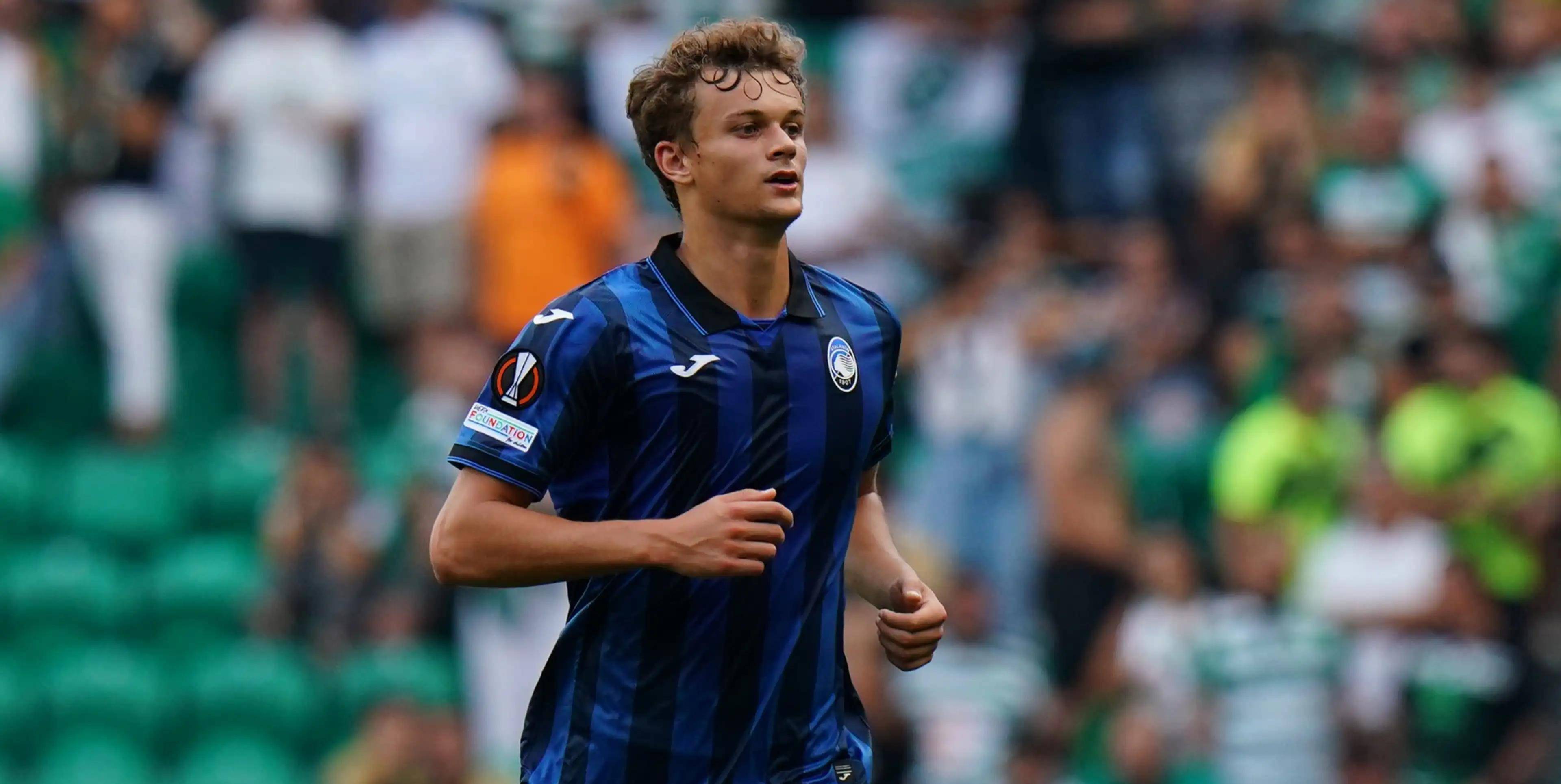 包含亚特兰大训练开放日，赛后篮板制胜引欢呼，欧联在即，年轻球员得到机会的词条